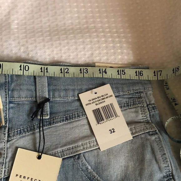 Jordache Vintage Crystal Lace Up Jeans - Picture 10 of 11